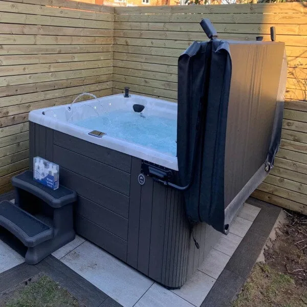 Hot Tub Cover Lifter Scunthorpe Hot Tub Megastore