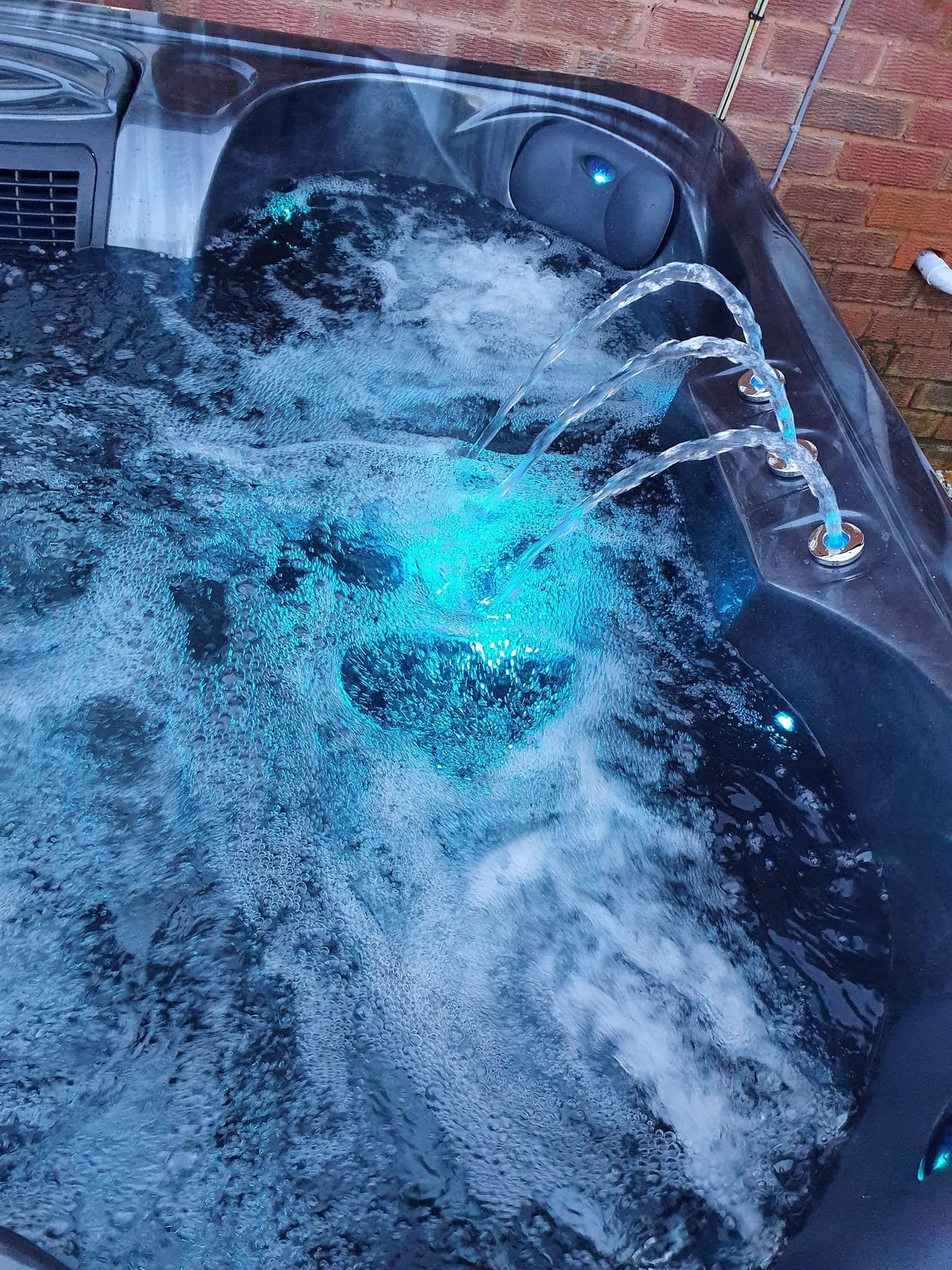 30952