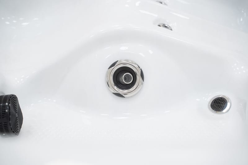 56319