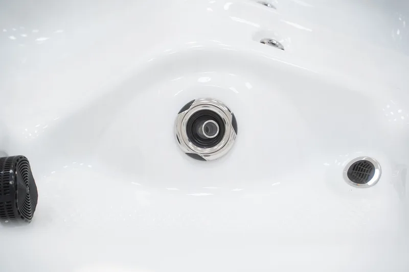 56319