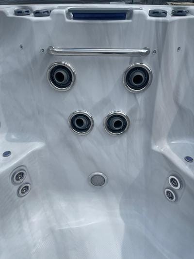 57643