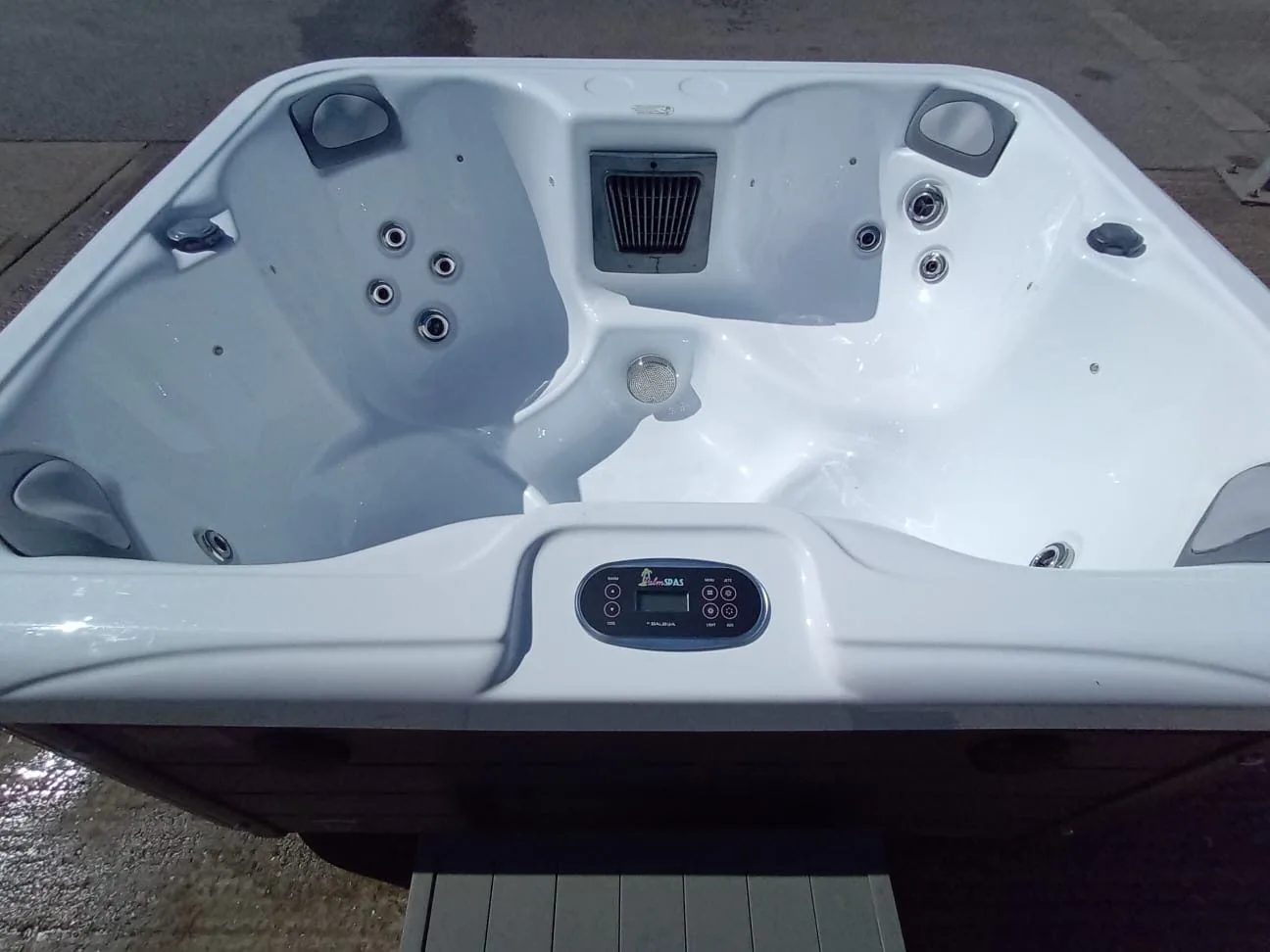 Palm Spas 4 Person