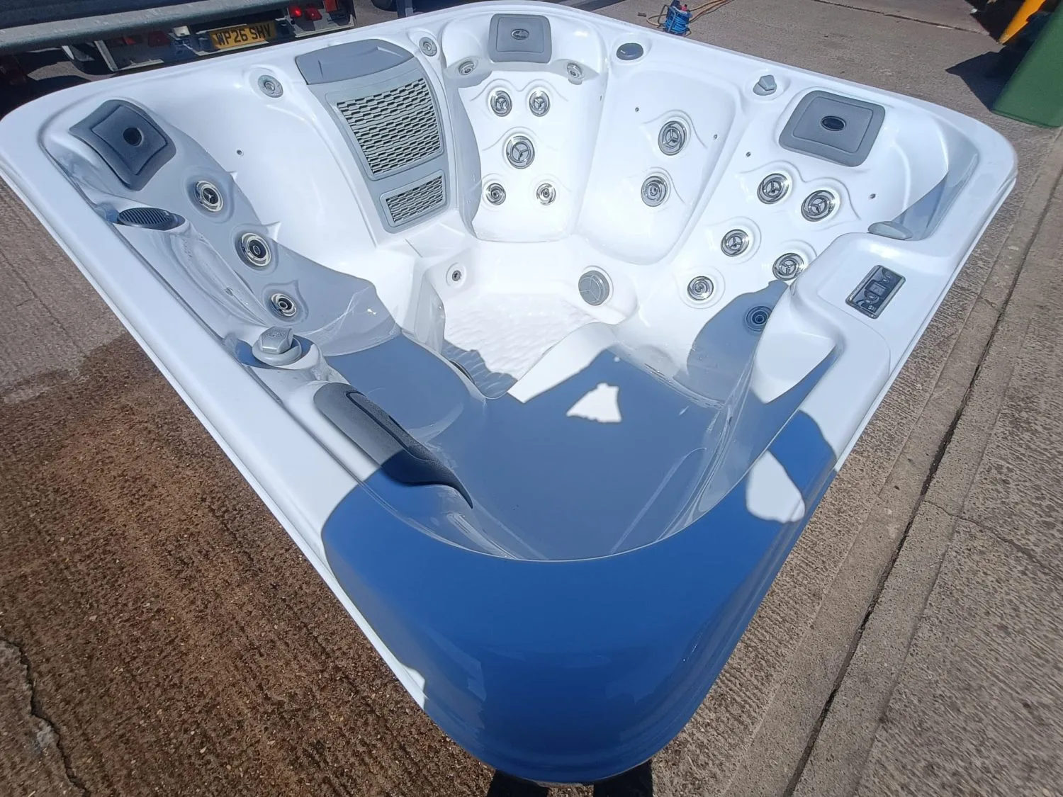 Thermal Hydro Hot Tub