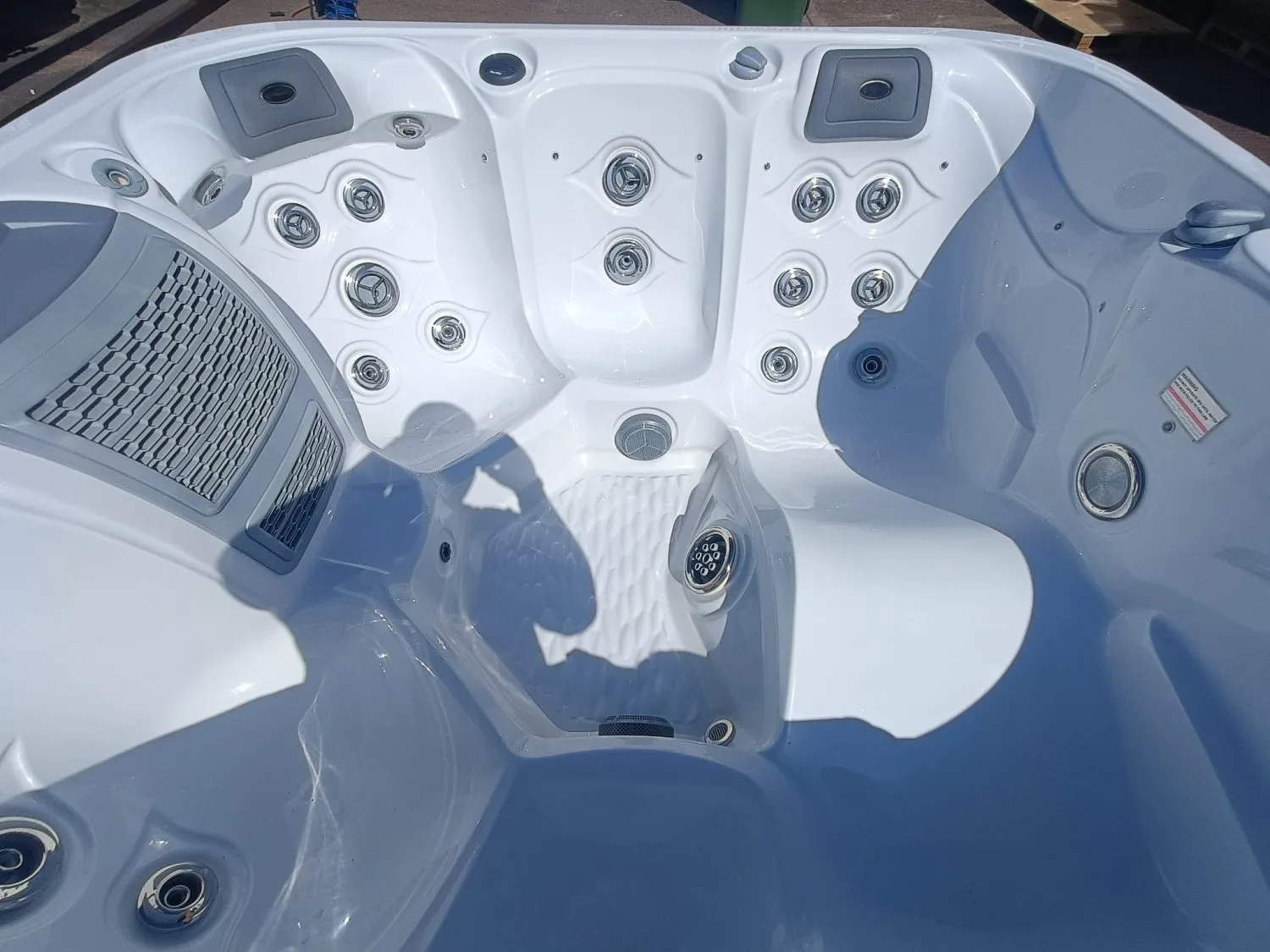 Thermal Hydro Hot Tub